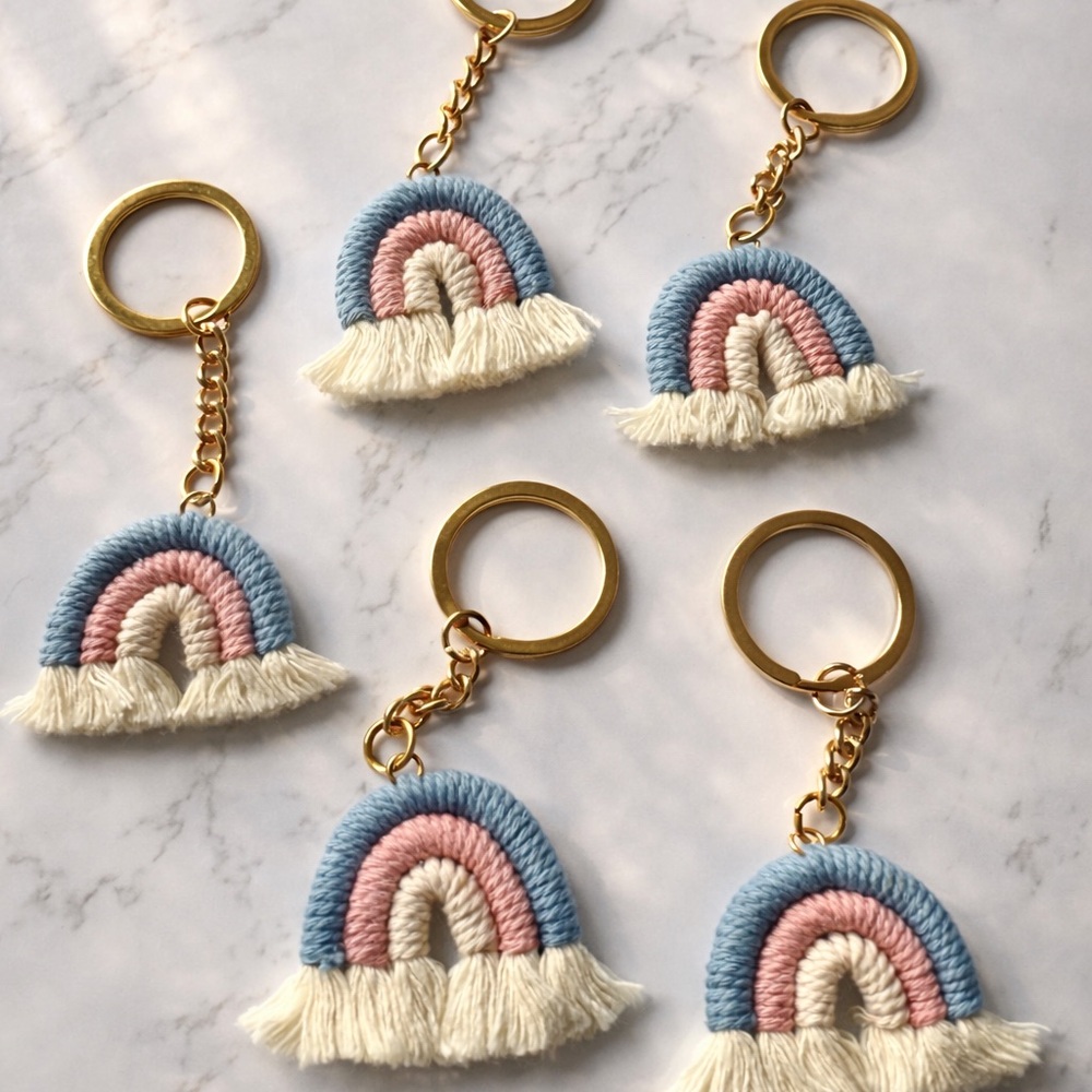 5 Rainbow Keychain 🌈